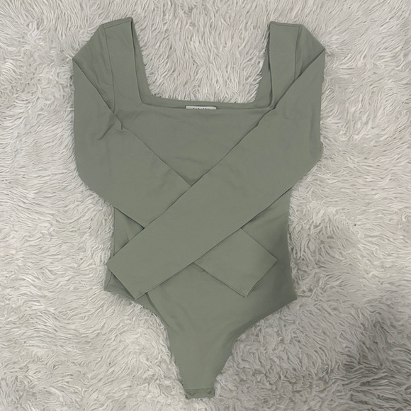 Aritzia Tops - Aritzia Babaton Sage Green Long Sleeve Square Neck Bodysuit